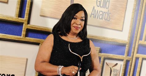 Shonda Rhimes Says She Wants Daughters To Have Amazing Sex Proves She S Best Mom Ever