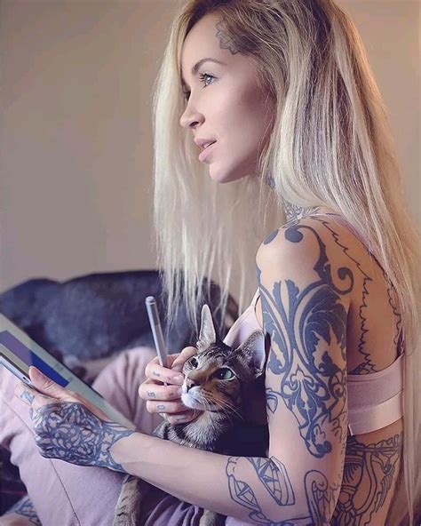 Sara Fabel Girl Tattoos Beautiful Tattoos Tattoos For Women