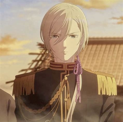 an anime character with blonde hair and fringes on his head standing in front of a building
