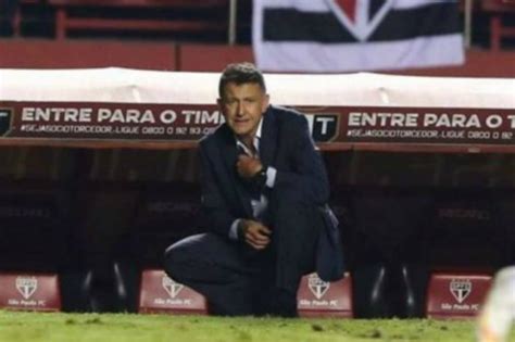 They exchanged their vows in 1991 after dating for a year. Juan Carlos Osorio dio positivo por COVID-19 - Eje21