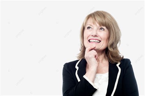المرأة الناضجة التفكير عزل عزل على أبيض Senior خيال النساء احلام اليقظة Png صورة للتحميل مجانا