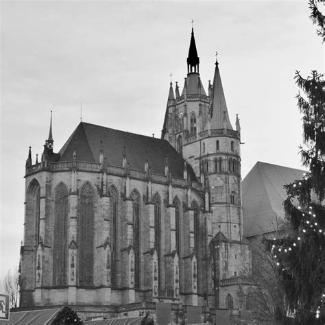 The catholic erfurt cathedral is a 1200 year old church located on cathedral hill of erfurt, in thuringen, germany. Erfurt Domplatz | Erfurt, Cathedral, Cologne cathedral