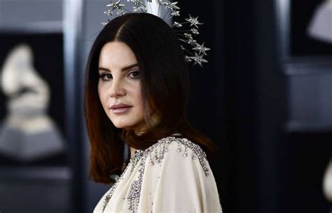 🐞 Paroles Lana Del Rey : paroles de chansons, traductions et nouvelles