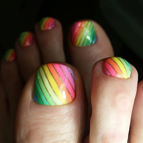 30 pretty pedicure designs to inspire your next appointment in 2021 toe nail designs toe