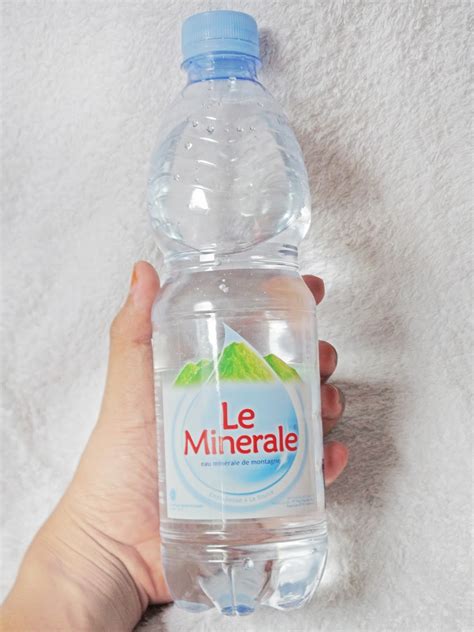 Review Mineral water Le Minerale - rizkykor lee house