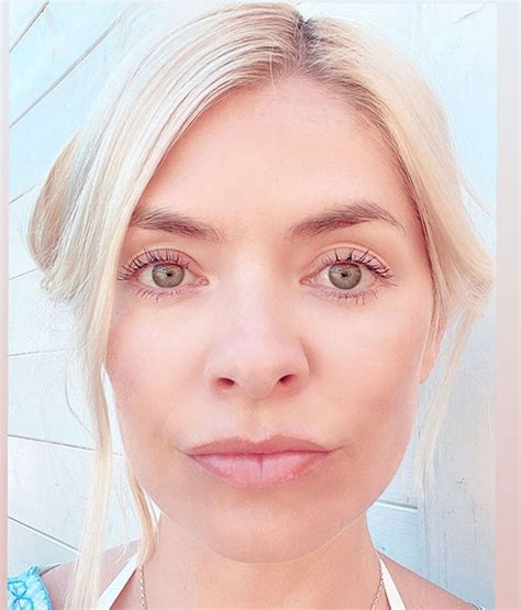 Has Holly Willoughby Had Botox Or Fillers Glowday