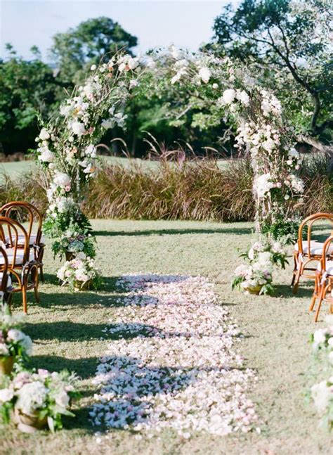 26 Floral Arches That Will Make You Say I Do Enchanted Garden