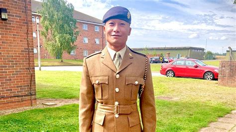 Tributes Paid To Rlc Soldier Who Died During Exercise In East Yorkshire