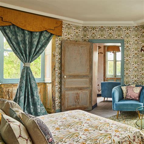 The Chateau By Angel Strawbridge Potagerie Wallpaper Cream Pot Cre Wp 5055311950396 Ebay