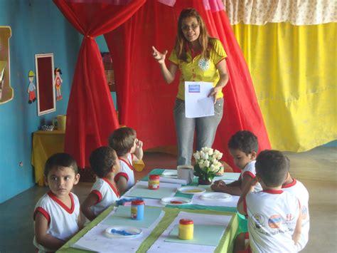 Auxiliar De Sala De Aula Infantil