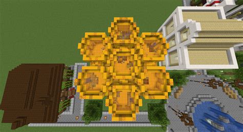 Honeycomb Themed Bee House Rminecraft