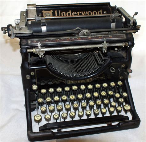 The underwood #5 noiseless manual portable typewriter is one of the most recognized portables today the underwood family, a successful manufacturer of ribbons and carbon paper, started out originally old drawband removed. Food Structure journal - tables of contents for 1982-1993
