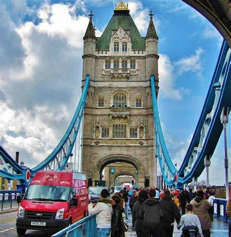 Cuando se levanta el puente Tower Bridge (Londres); fechas ...