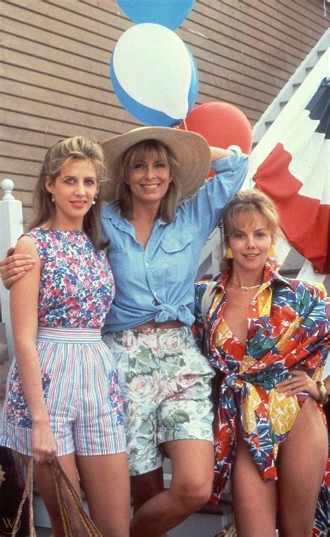 Tracy Joanna Cassidy Linda Purl In The Tv Movie Pleasures