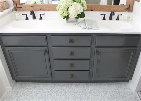 Painting bathroom cabinets is a great way to renew their look without replacement. Bathroom Cabinet! How To Refinish Yours For Professional ...