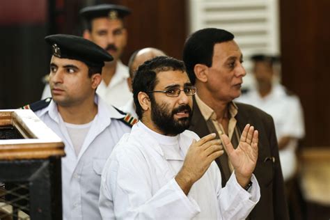 Amnesty Urges Egypt To Free Dissident Alaa Abdel Fattah