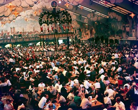 Riesenrad, toboggan, hau den lukas oder teufelsrad: 47 Best Photos Wann Beginnt Das Oktoberfest / Oktoberfest ...