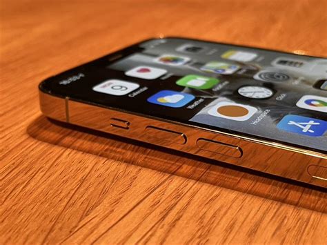 Apple Iphone 12 Pro Max Review Size Matters Buyers Critics