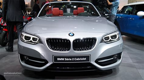 World Debut Bmw Takes The Veils Off The 2 Series Convertible At Paris