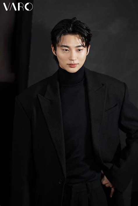 Byeon Woo Seok Varo Ent NAVER Update Foto Kekasih Aktor Korea Aktor