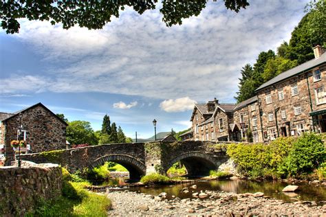 Great Escapes Top 12 Prettiest Villages In The Uk Fine And Country
