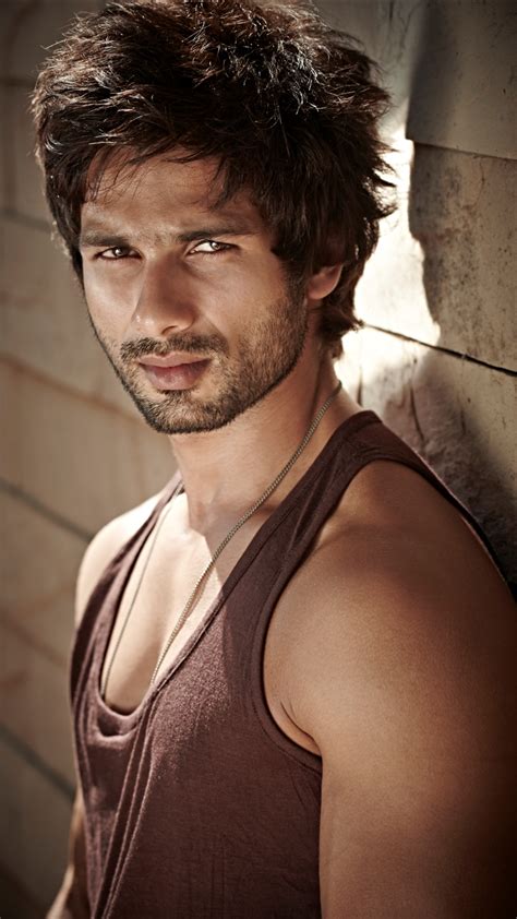 Shahid Kapoor Hairstyle Wallpapers 1080x1920 1052494