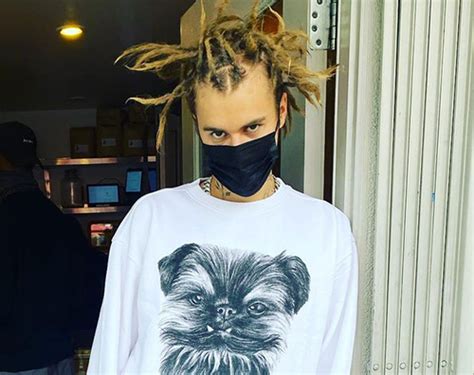 Just one month after the peaches hitmaker was accused of cultural appropriation for styling his hair. Justin Bieber continua a sfoggiare i dreadlocks | Gossip