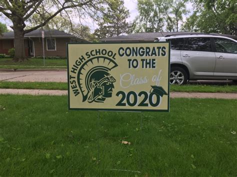 We deliver birthday yard signs and graduation signs in washington state to bothell, everett, lynwood, edmonds, woodinville, mountlake terrace, mukilteo. Seniors honored with graduation yard signs - West Side Story