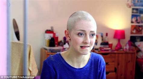 Youtubes Rebecca Brown Shaves Her Head To Combat Hair Pulling Disorder Daily Mail Online