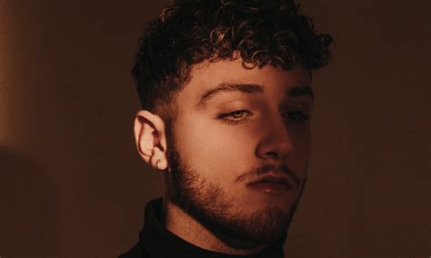 Bazzi Returns With Two New Tracks And Video For ‘paradise News