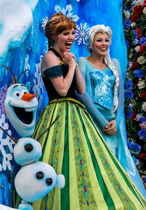 Anna And Elsa At The Festival Of Fantasy Parade Walt Disney Disney Magic Disney Parks Disney