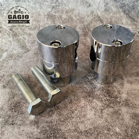 Gagio Motor Parts Cnc 把手固定座上蓋 25mm 銀色 N006 Webike摩托百貨