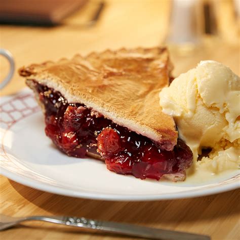 21 Different Types Of Pie Flavors—and Where To Try Them