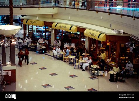 Dubai Uae City Centre Food Court Stock Photo Alamy
