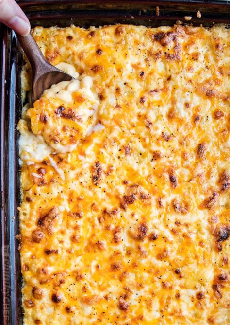 Pour the prepared mac and cheese. CREAMY BAKED MAC AND CHEESE !!! | PadCook.com