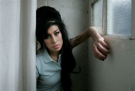 Ap Exclusive Amy Winehouse Exhibit To Open At Grammy Museum Ap News