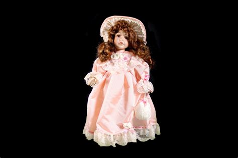 Porcelain Doll Dan Dee Collectors Choice Victorian Pink Dress 16