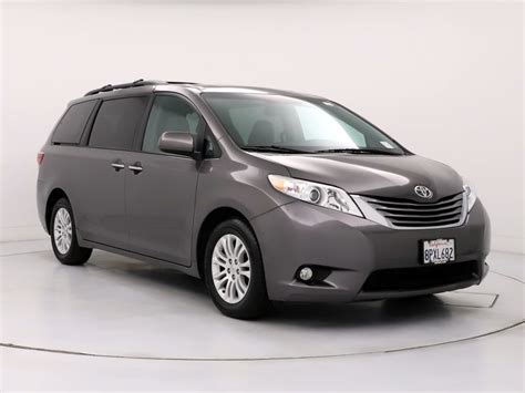 Used 2017 Toyota Sienna Xle For Sale
