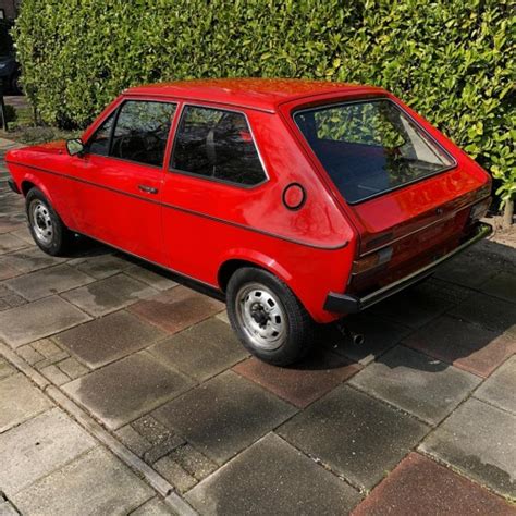 Volkswagen Polo I Rood 1976 01