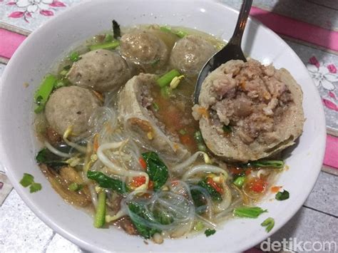 Bakso rudal pak ogim : Bakso PMI: Gurih Mantap! Bakso Rudal di PMI Bogor yang ...