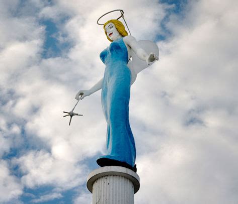 Las Vegas Blue Angel Statue In A New Location Very Vintage Vegas Las Vegas Mid Century