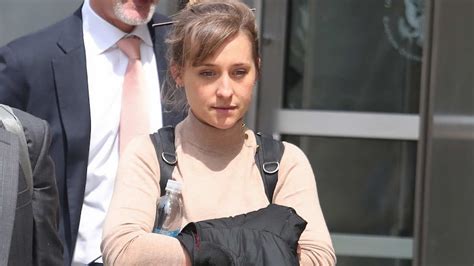 Smallville Actor Allison Mack Pleads Guilty To Racketeering And