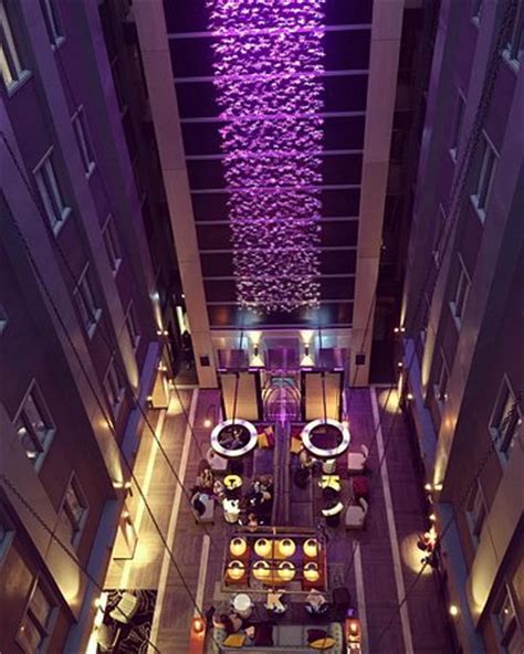 Several parks, libraries, shopping and restaurants are all right off the door, too. PREMIER INN LONDON KINGS CROSS HOTEL - Reviews, Photos ...