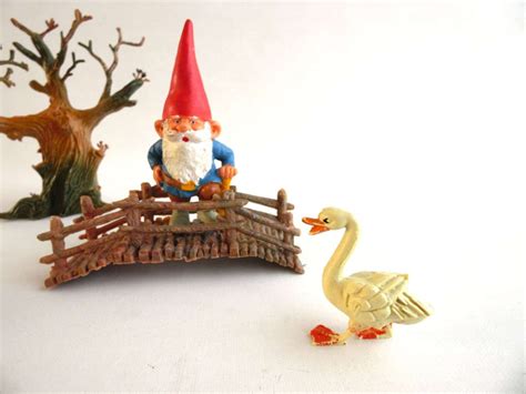 A Lovely Gnome Scene Gnome Decoration Startoys Rien Poortvliet Brb