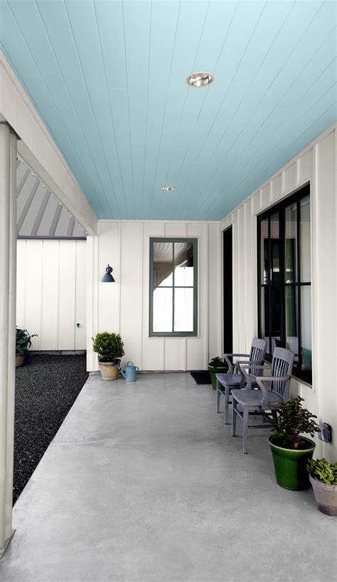 10 Haint Blue Paint Colors for a Charming Front Porch