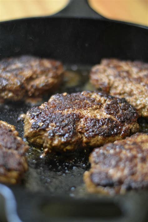 Hamburger Steak Recipe No Gravy Easy Weeknight Dinner 4 Hats And Frugal