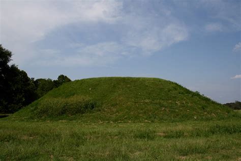 Choctaw Indians Legend Of Nanih Waiya Cave Mound