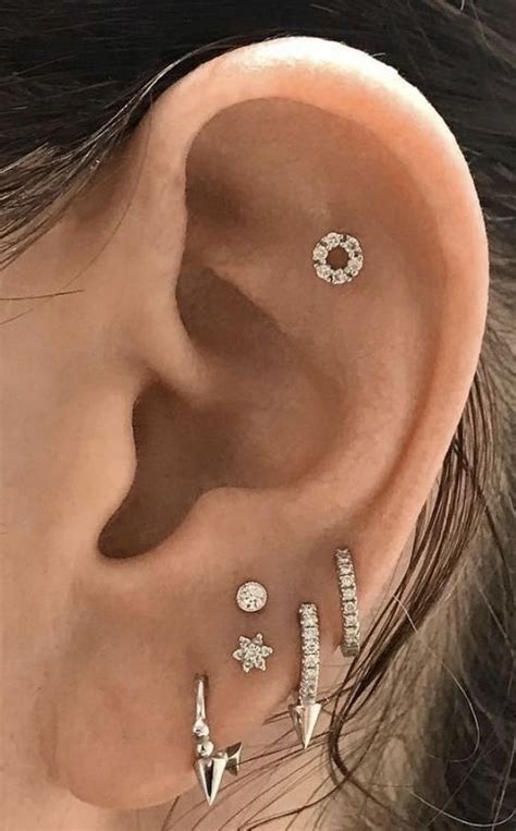 15 Trendy Stacked Lobe Piercing Ideas To Try Right Now Styleoholic