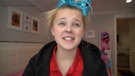 Jojo Siwa Breaks Character How She Really Sounds And Acts Youtube