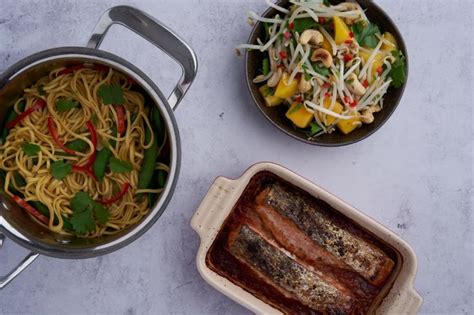 The jamie oliver cookery school. Jamie Oliver's 30 Minute Meals: Asian Style Salmon ...